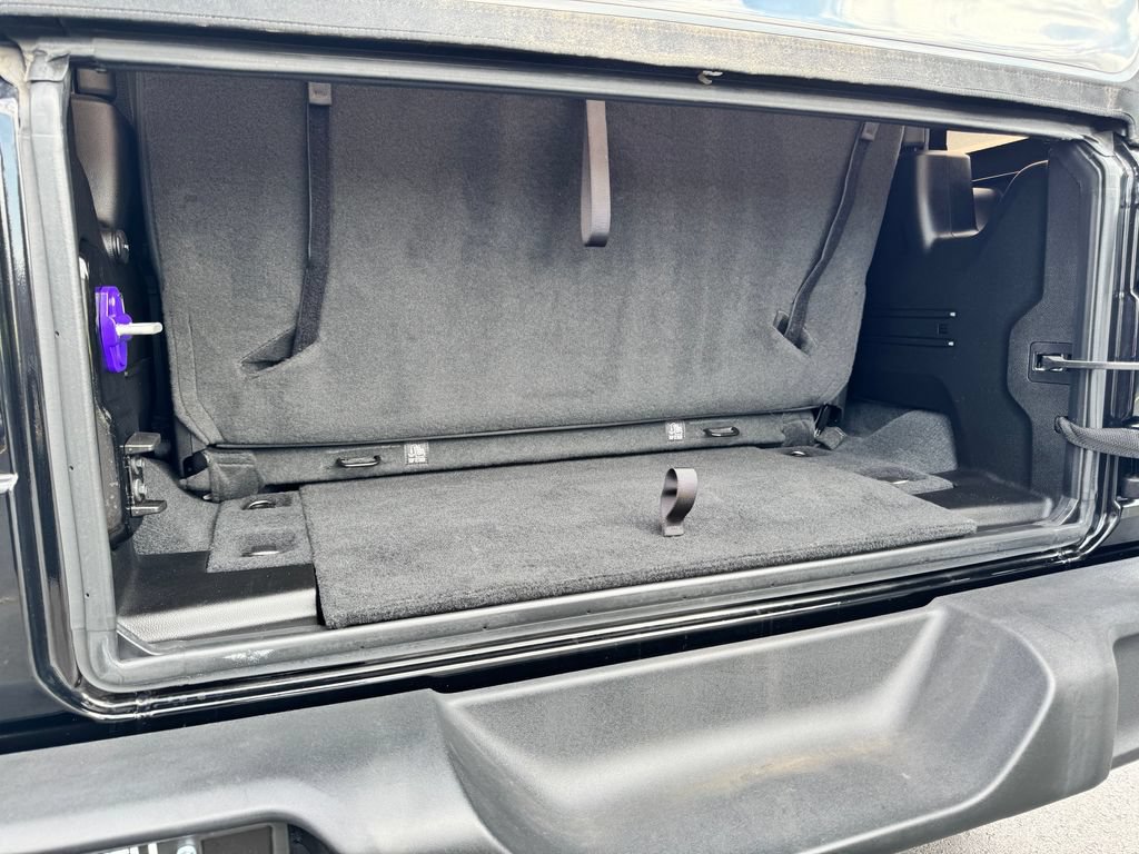 Used 2022 Jeep Wrangler Sport AWD/4WD image 15