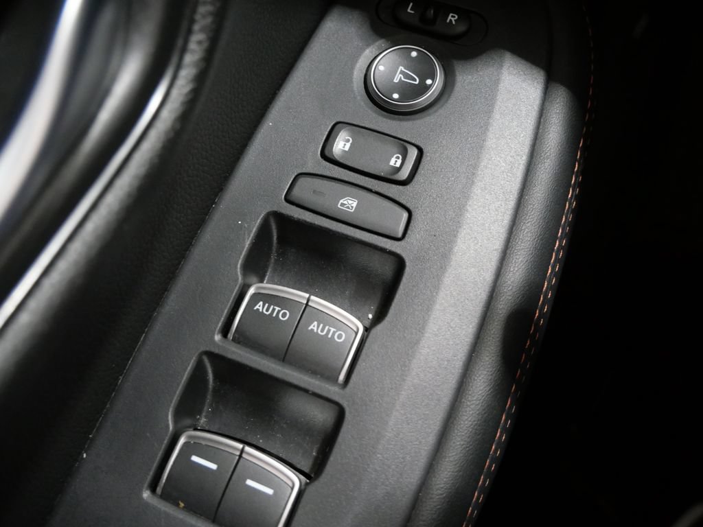 Used 2025 Honda HR-V Sport image 13