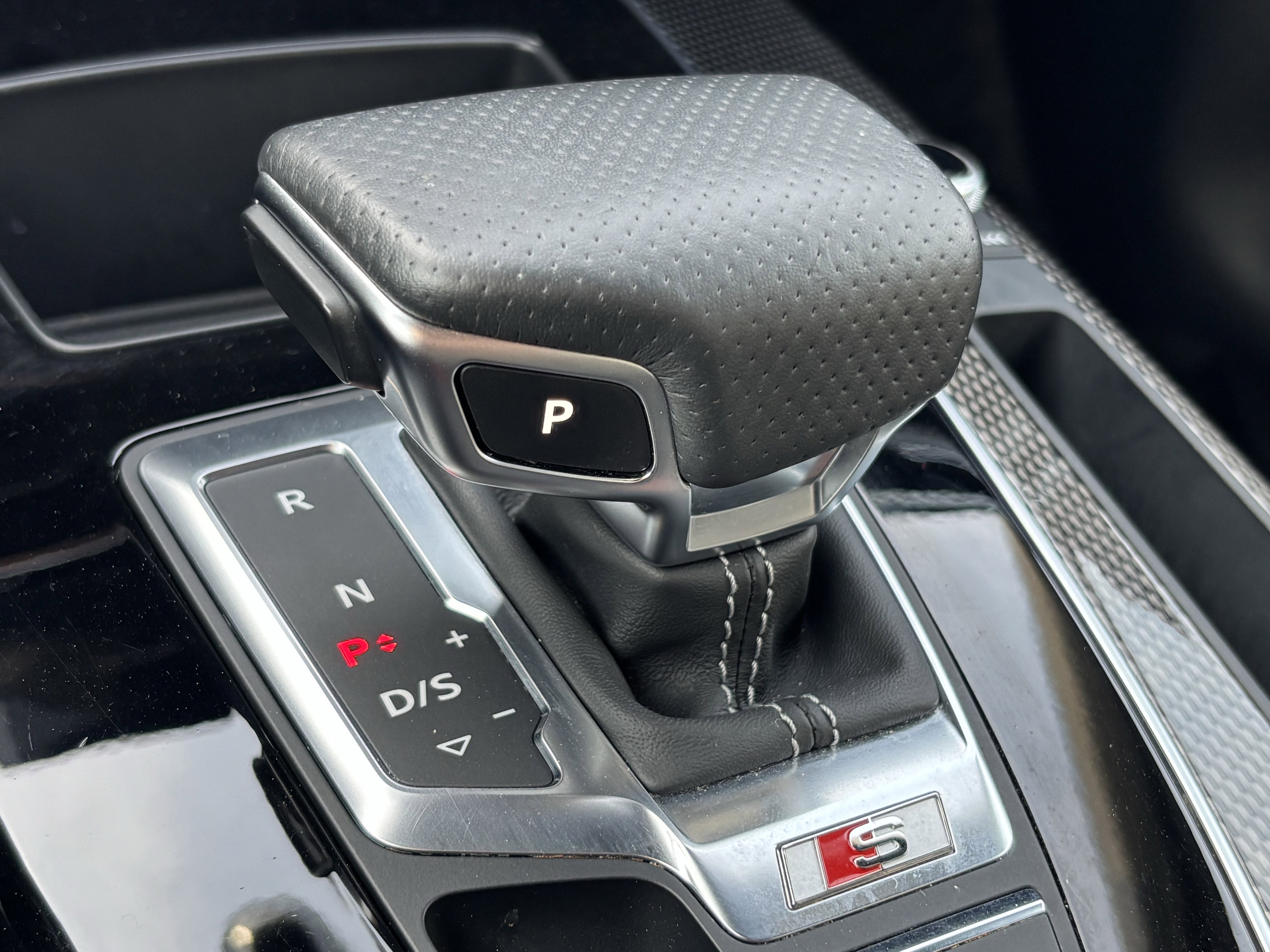 Certified 2024 Audi SQ5 Premium Plus image 27