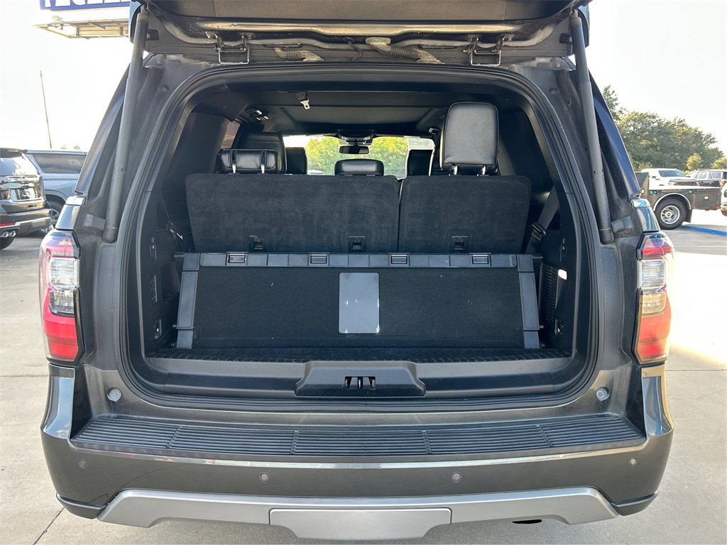 Used 2019 Ford Expedition Limited w/ Special Edition Package image 12