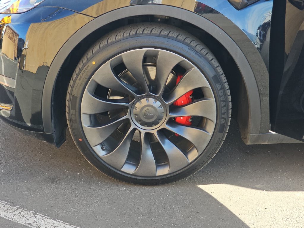 Used 2022 Tesla Model Y Performance AWD/4WD image 38