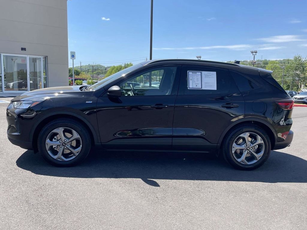 Used 2026 Ford Escape ST-Line FWD image 6