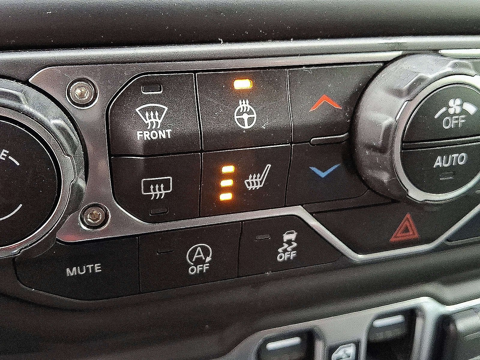 Certified 2023 Jeep Wrangler Unlimited Sport AWD/4WD image 24