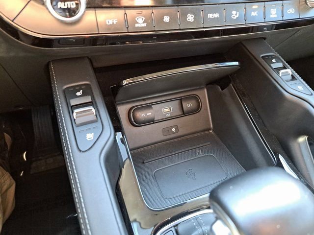 Used 2022 Kia Telluride EX w/ EX Premium Package AWD/4WD image 17