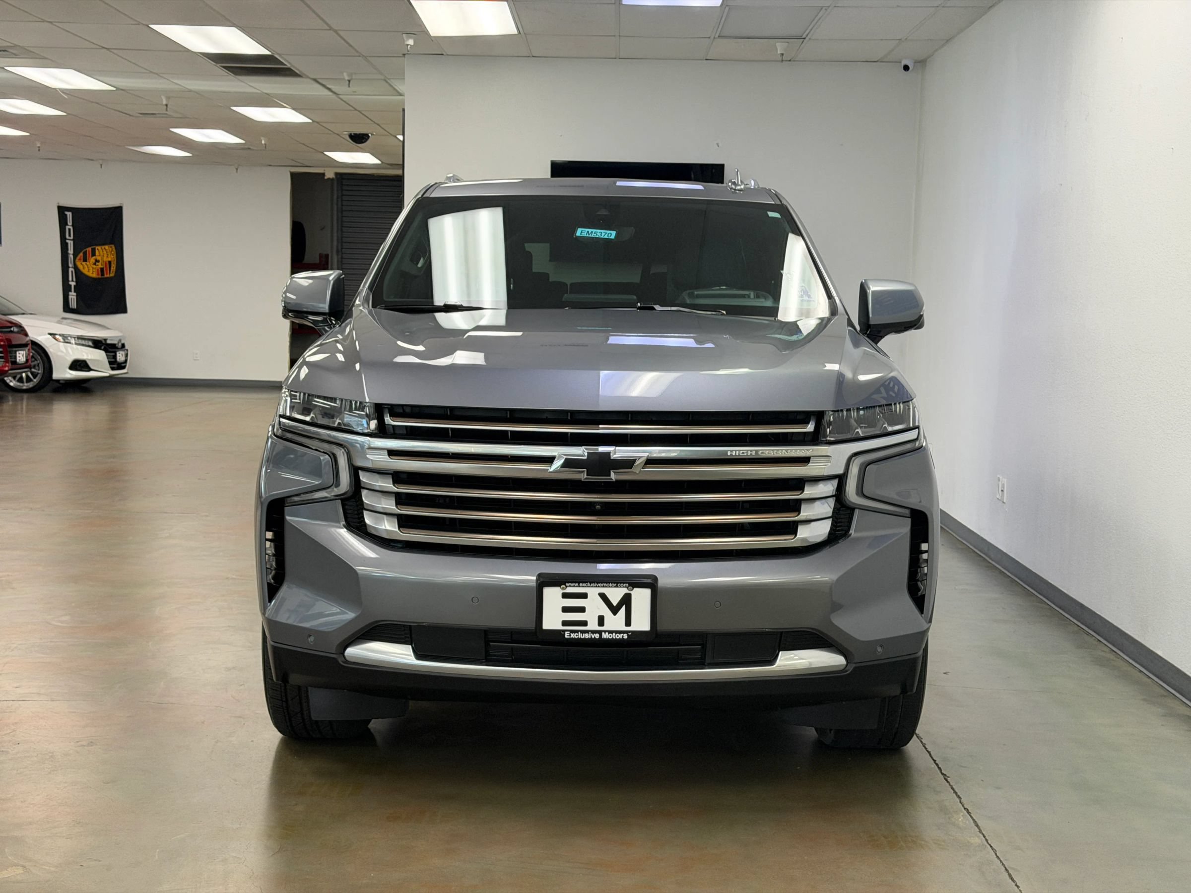 Used 2021 Chevrolet Tahoe High Country AWD/4WD image 3
