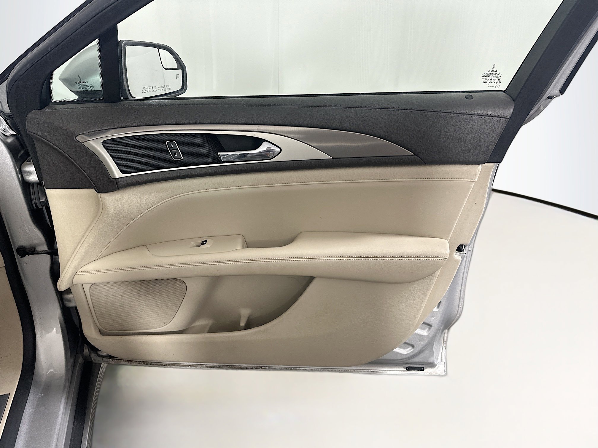 Used 2018 Lincoln MKZ Premiere FWD image 29