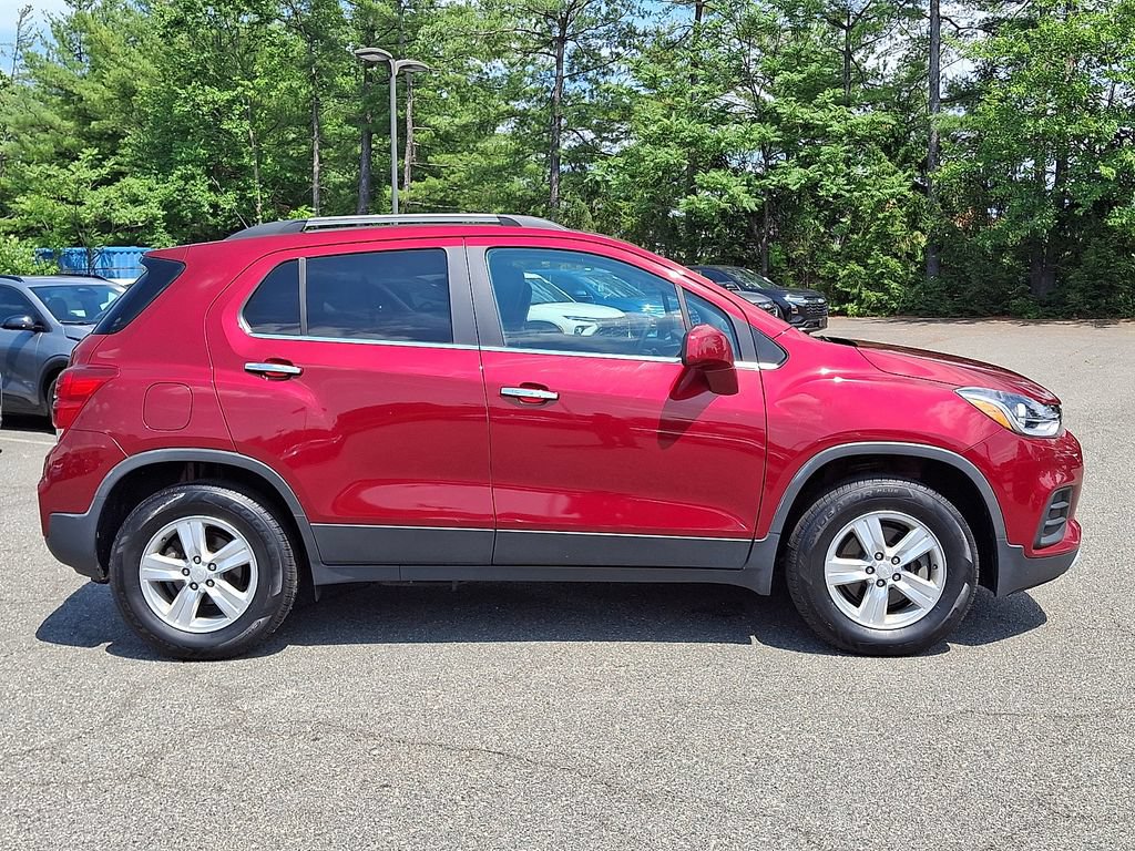Used 2018 Chevrolet Trax LT w/ LT Convenience Package AWD/4WD image 7