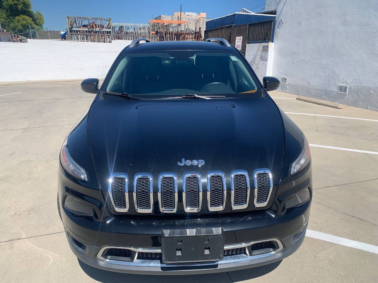 Used 2016 Jeep Cherokee Limited FWD image 5