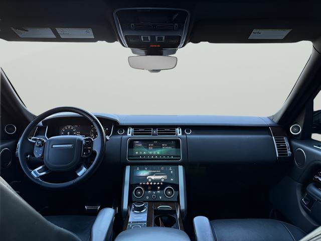 Used 2022 Land Rover Range Rover P525 Westminster Edition image 13