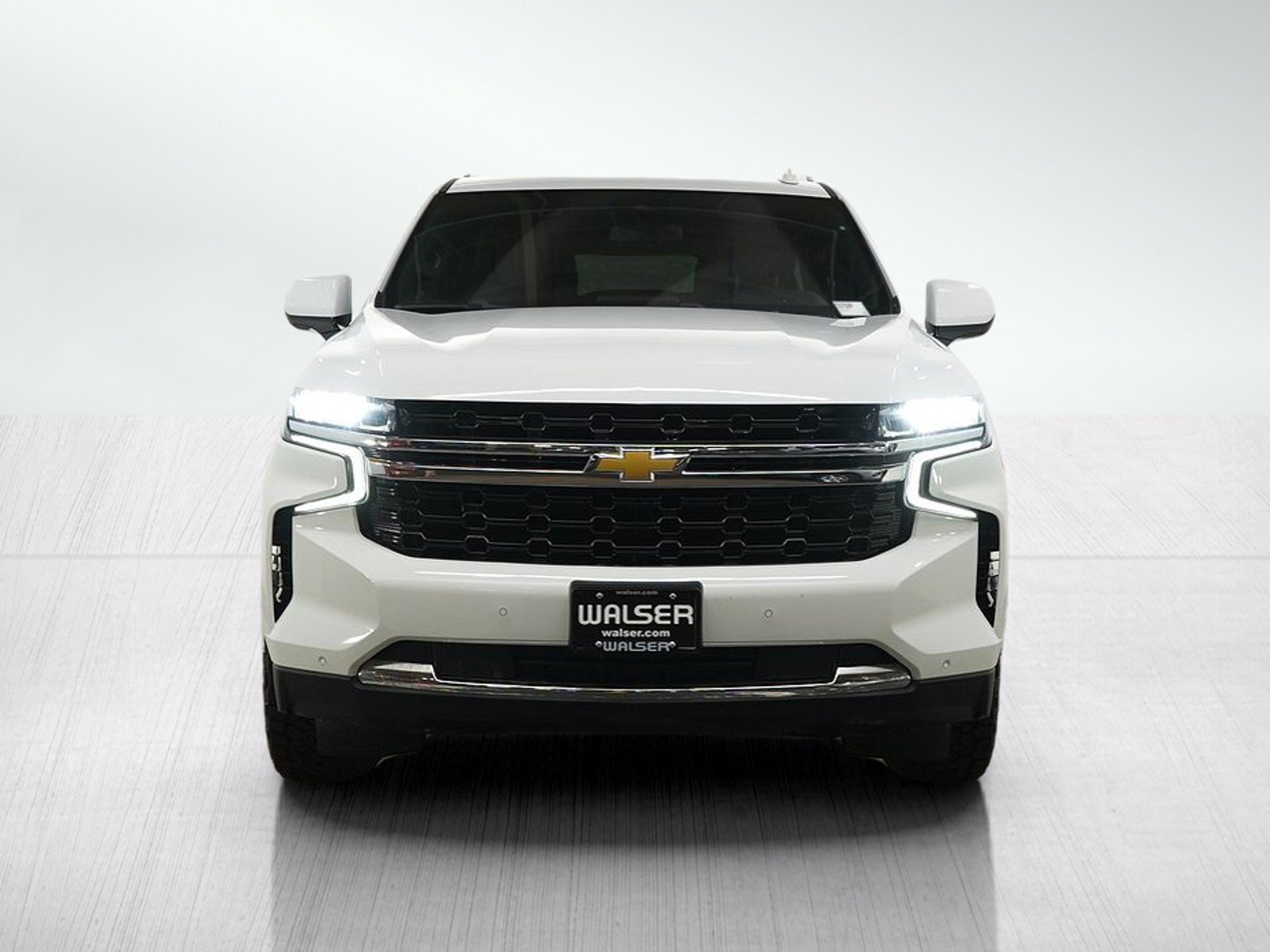 Used 2023 Chevrolet Suburban LS w/ Max Trailering Package AWD/4WD image 8