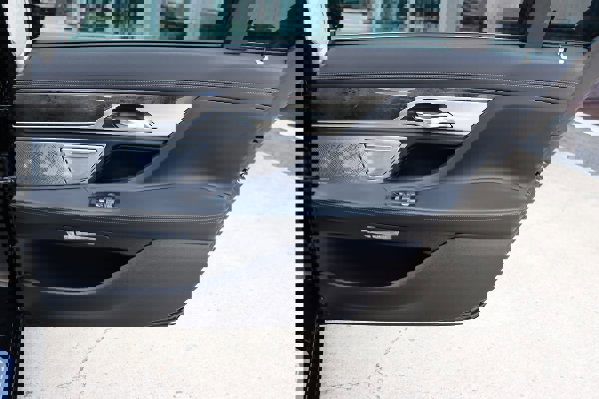 Used 2018 BMW 750i 750i image 49