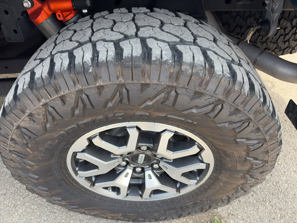 Used 2021 Ford F150 Raptor w/ Equipment Group 801A High AWD/4WD image 23