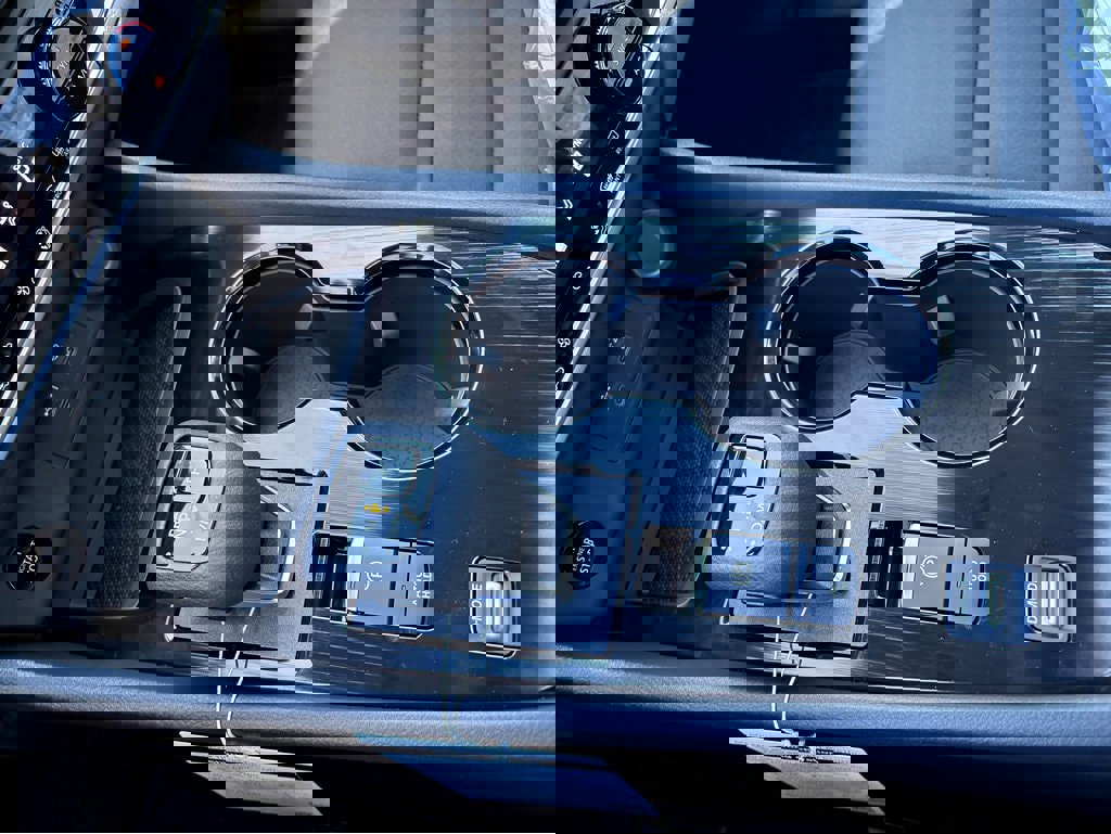 New 2026 Nissan Rogue SV image 9