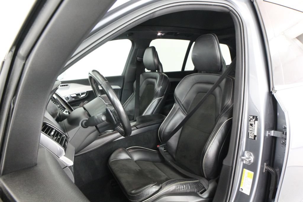 Used 2016 Volvo XC90 T6 R-Design w/ Protection Package Plus AWD/4WD image 53