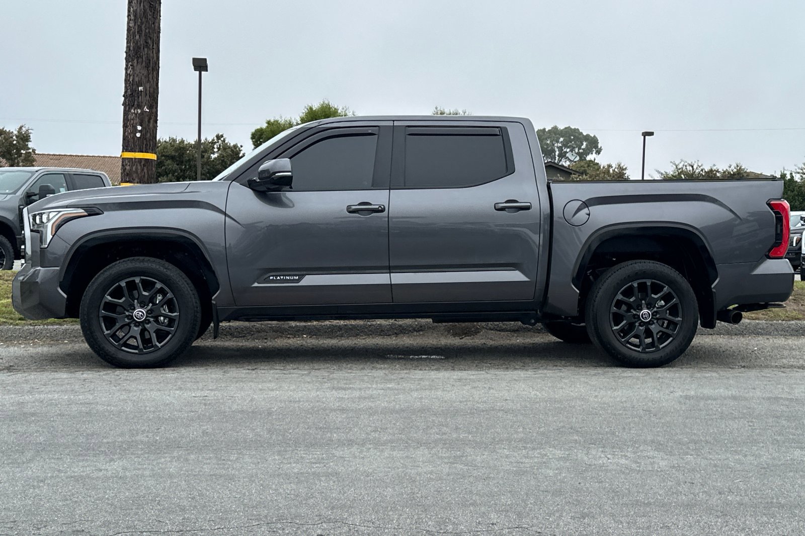 Used 2024 Toyota Tundra Platinum image 2