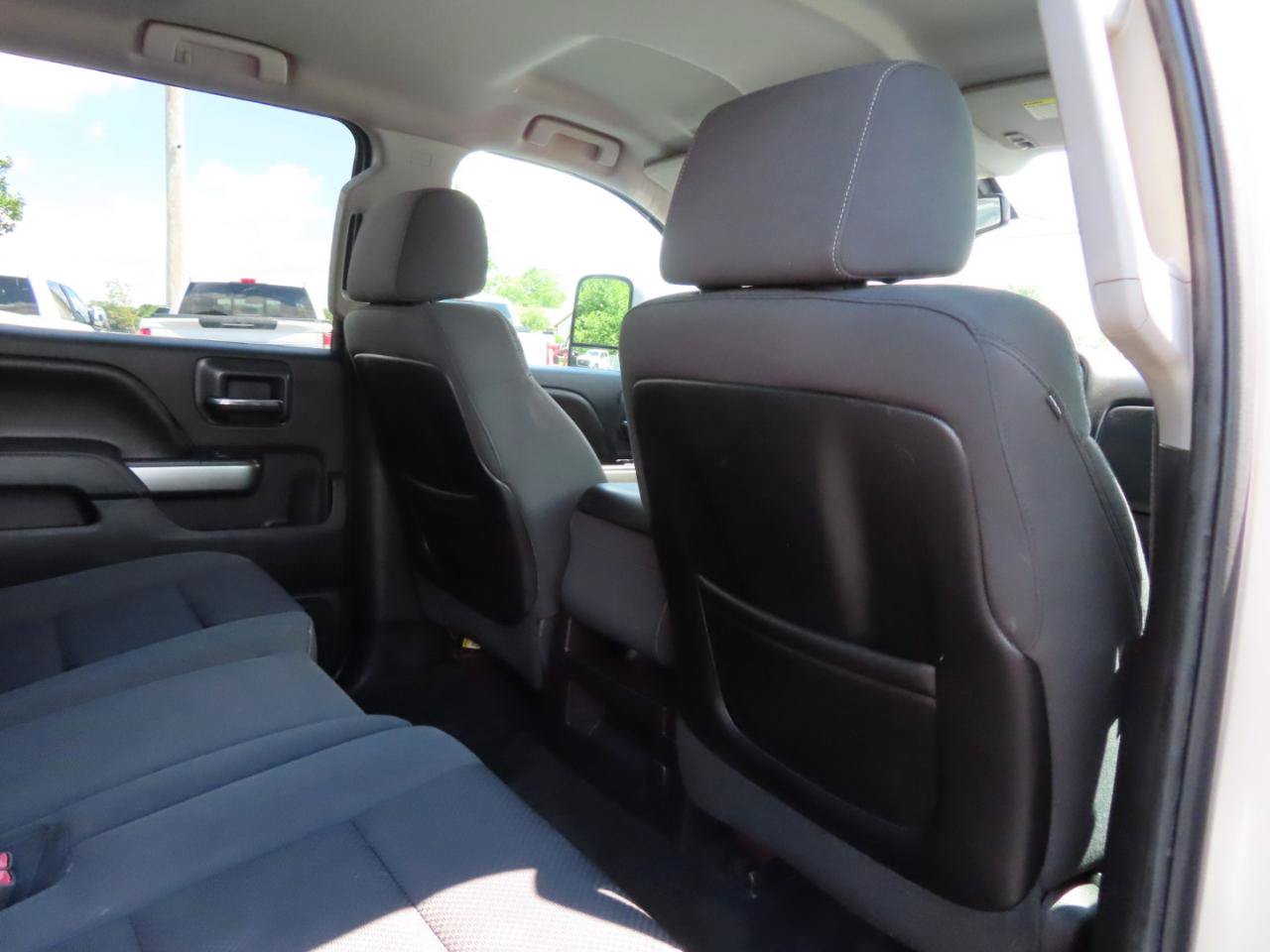 Used 2015 Chevrolet Silverado 2500 LT AWD/4WD image 47