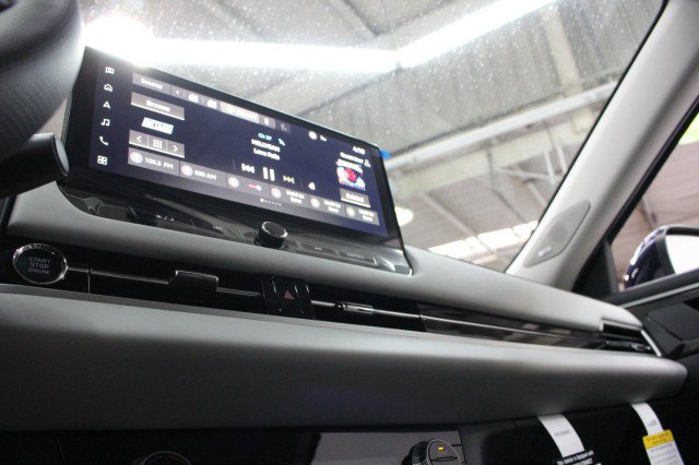 New 2026 Mitsubishi Outlander SE image 12