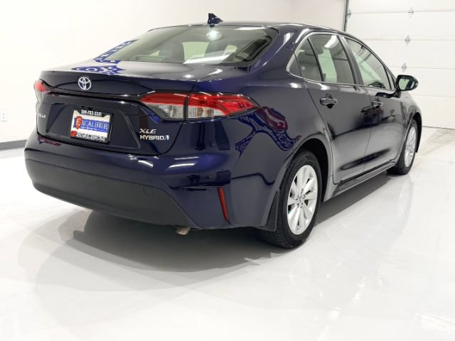 Used 2024 Toyota Corolla XLE FWD image 8