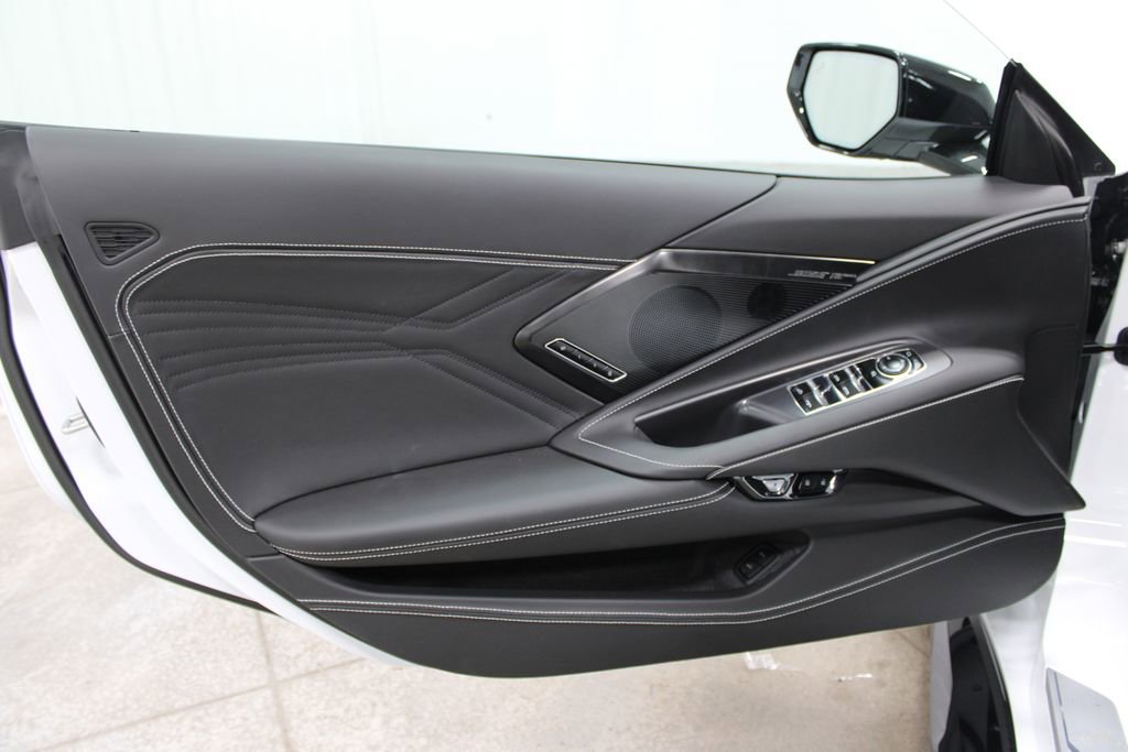 New 2026 Chevrolet Corvette Z06 w/ Stealth Interior Trim Package RWD image 21
