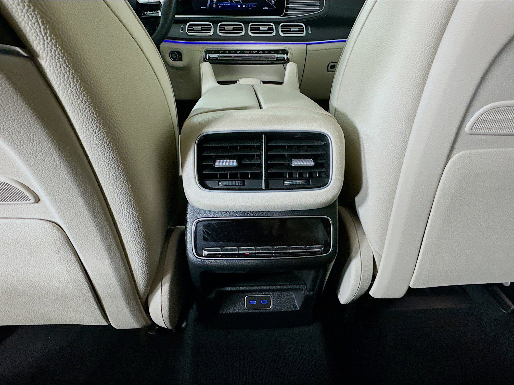 Certified 2025 Mercedes-Benz GLS 450 4MATIC image 28
