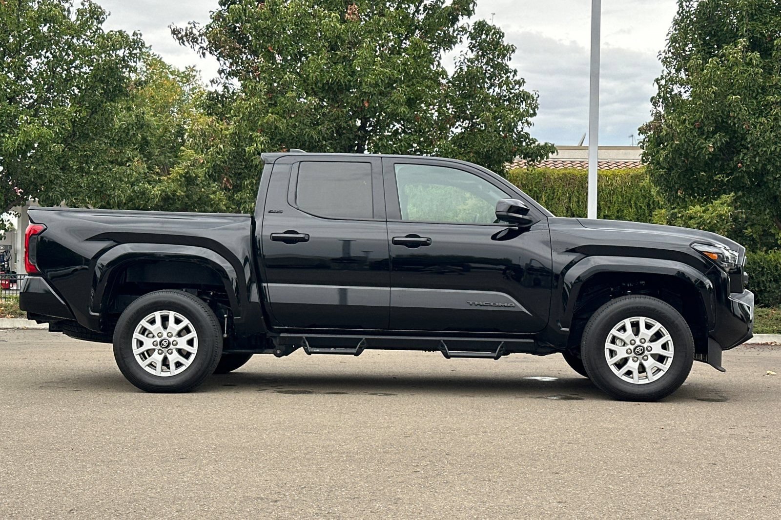 Certified 2025 Toyota Tacoma SR5 RWD image 3