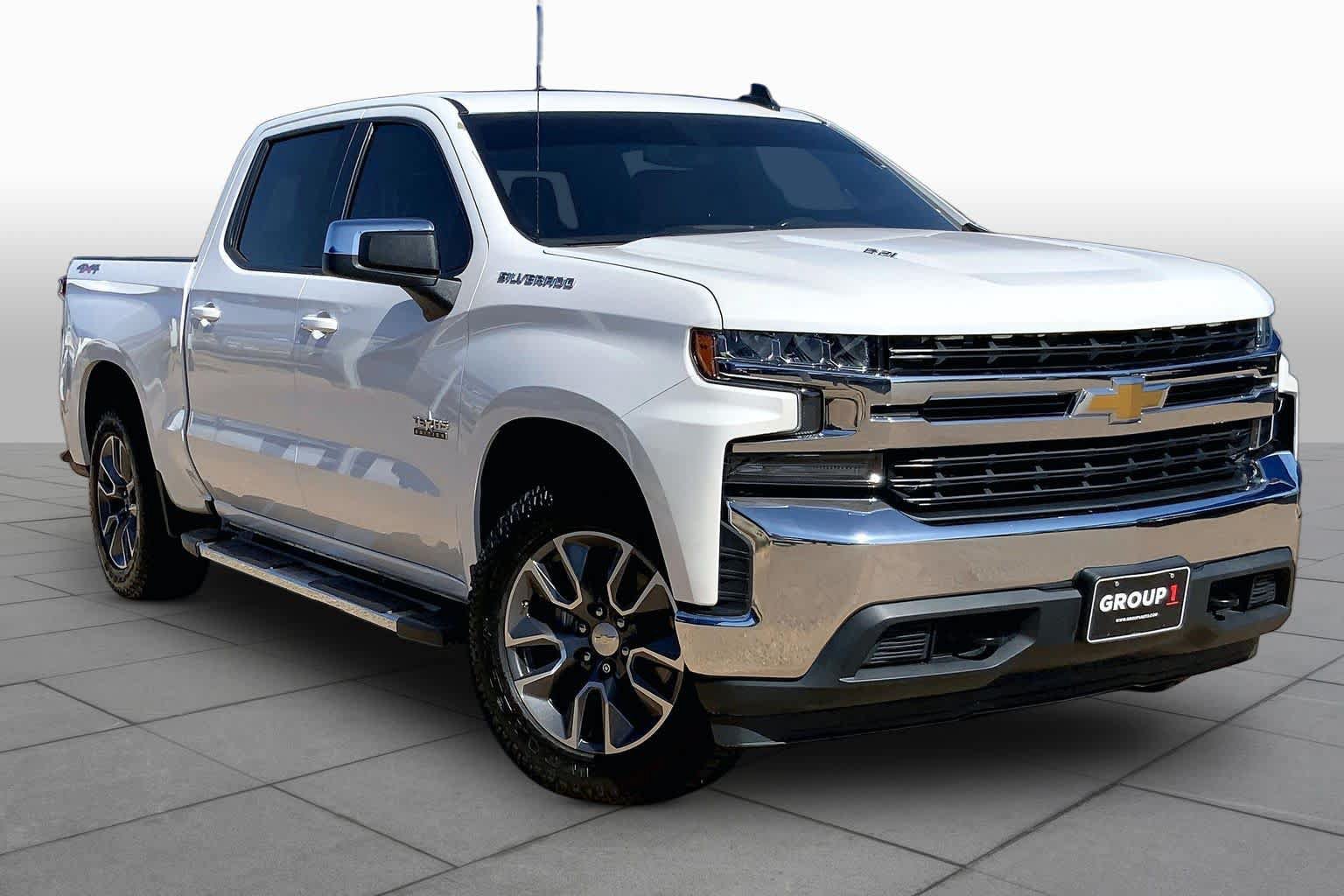 Used 2020 Chevrolet Silverado 1500 LT w/ Texas Edition AWD/4WD image 2