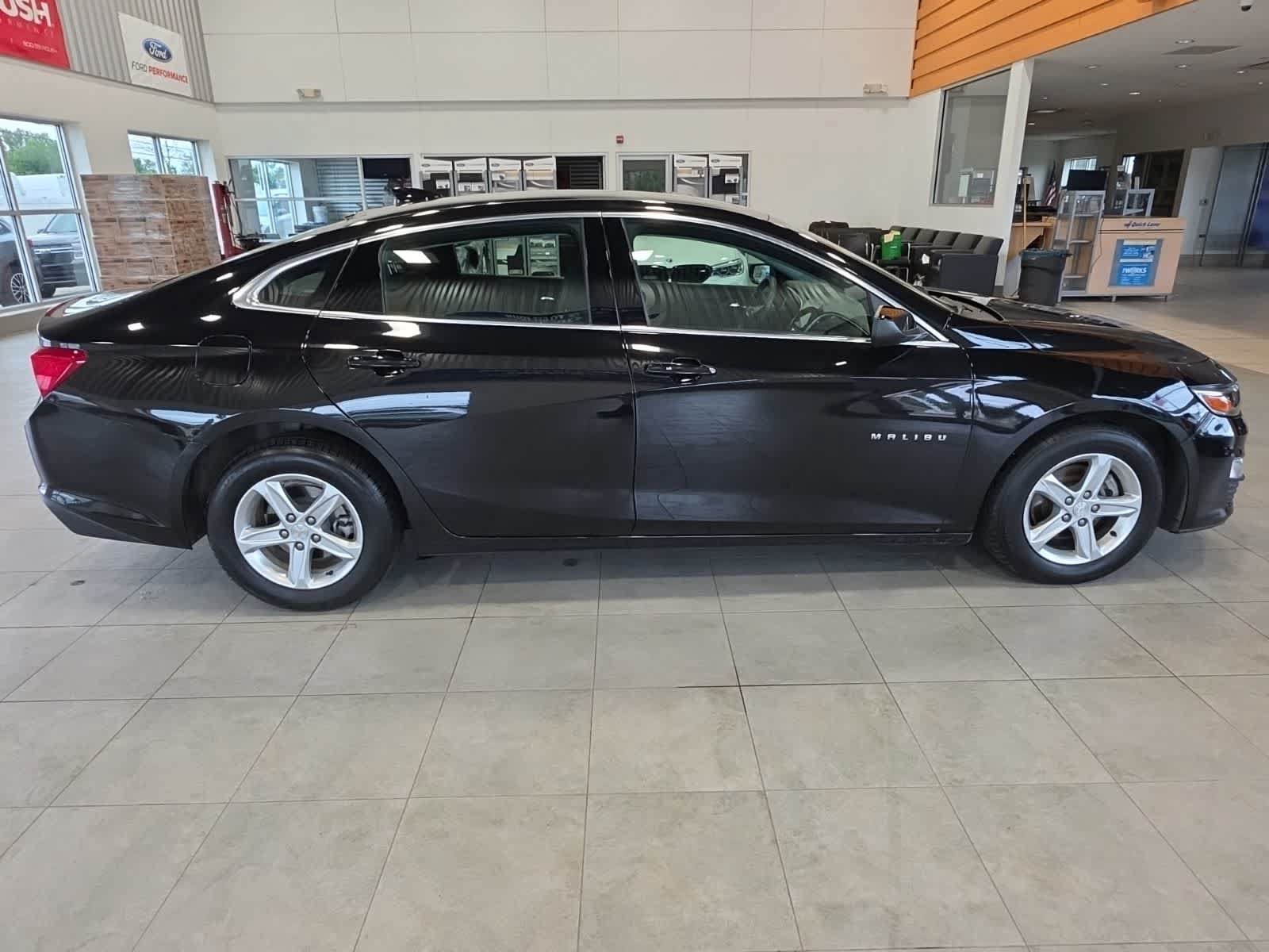 Used 2023 Chevrolet Malibu LT FWD image 6