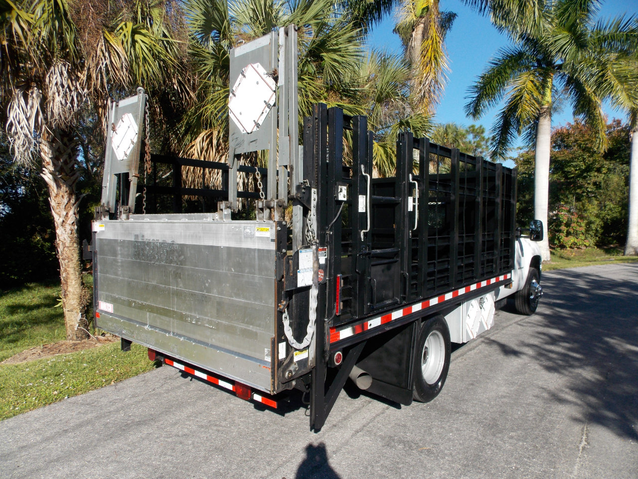 Used 2012 GMC Sierra 3500 SLE w/ SLE Preferred Package image 8