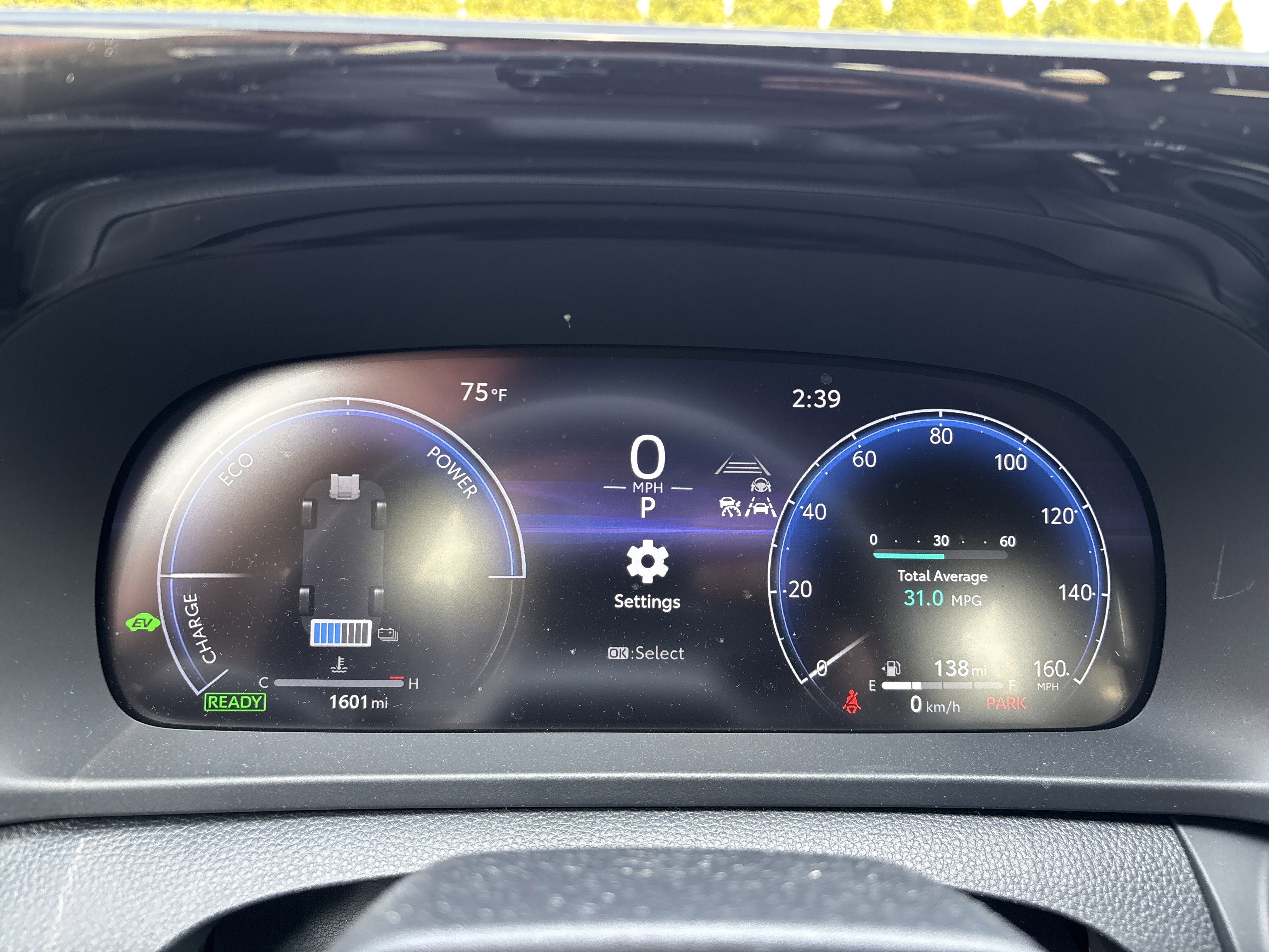 Certified 2025 Toyota Crown Signia w/ Advanced Technology Package image 21