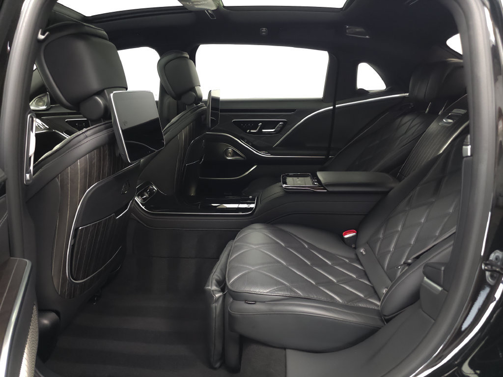Certified 2024 Mercedes-Benz Maybach S 580 4MATIC image 30