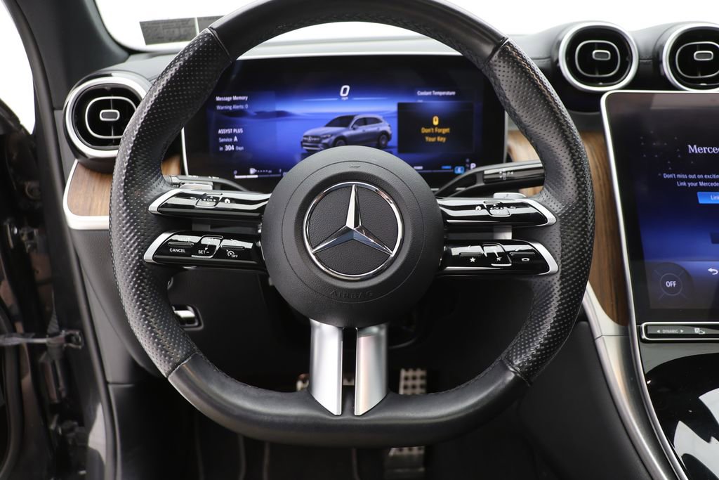 Used 2024 Mercedes-Benz GLC 300 4MATIC image 19