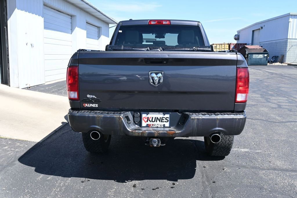 Used 2017 RAM 1500 Express w/ Express Value Package AWD/4WD image 16
