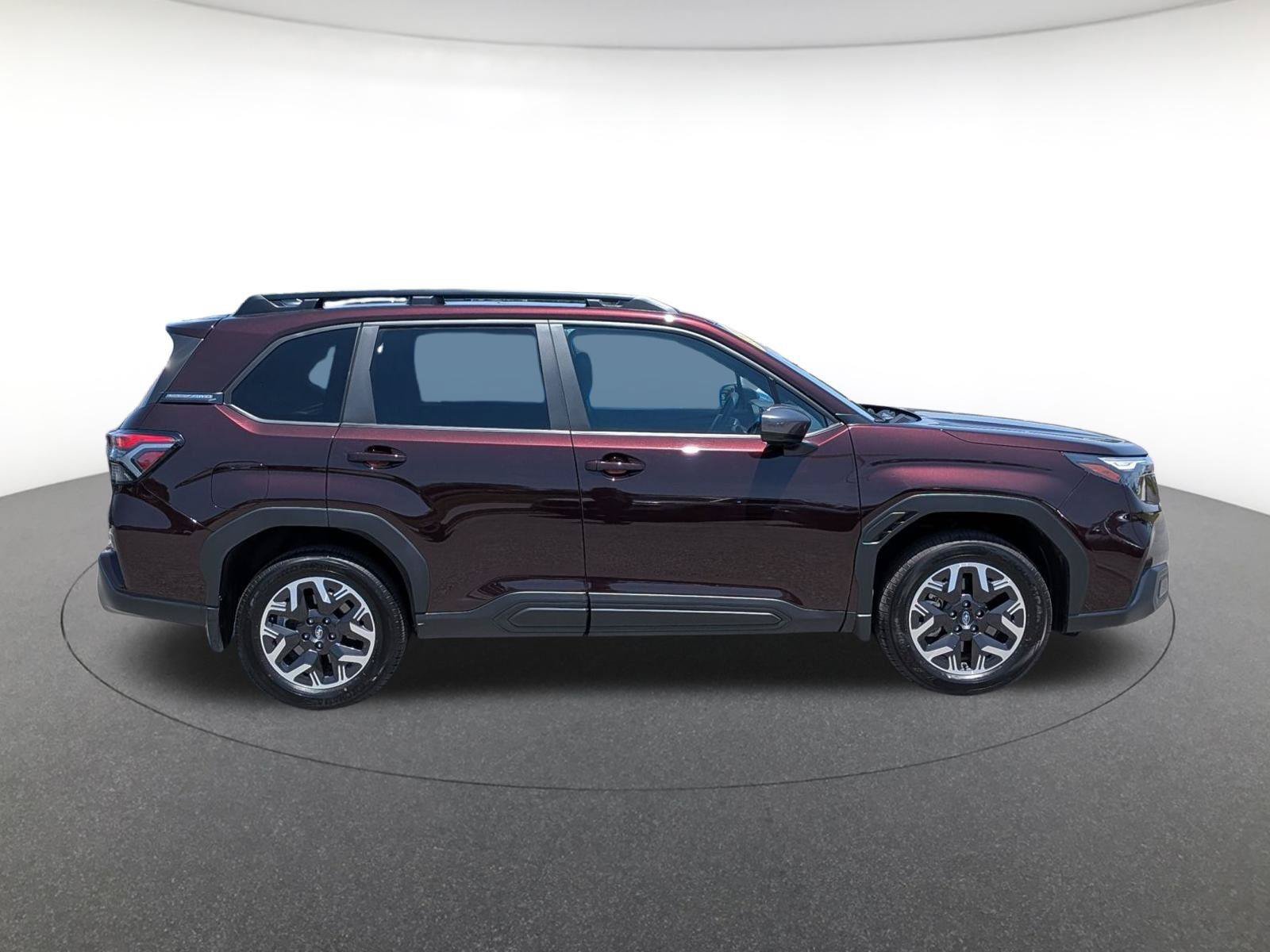 Used 2026 Subaru Forester Premium AWD/4WD image 8
