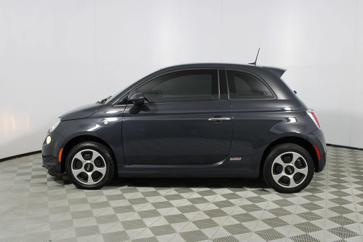 Used 2018 FIAT 500 e FWD image 28