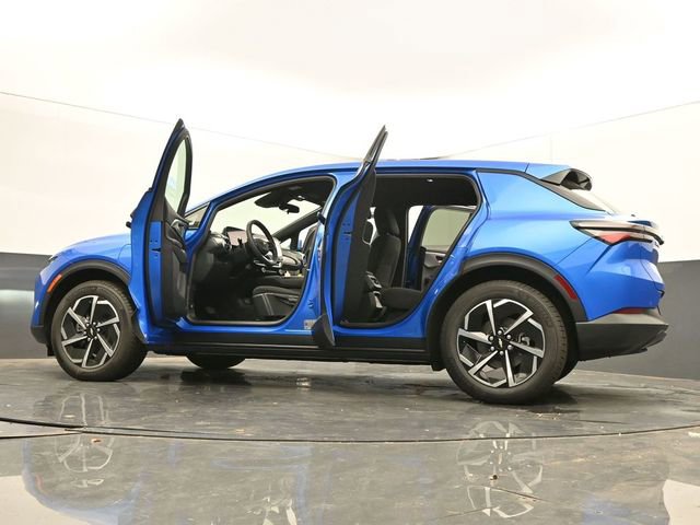 New 2026 Chevrolet Equinox EV LT image 66