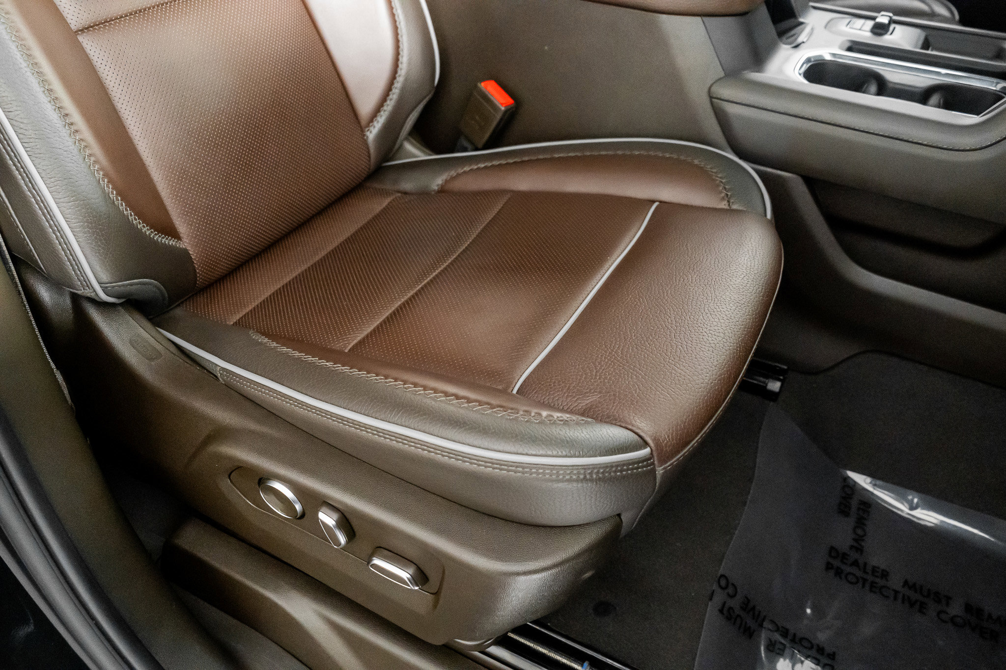 Used 2025 GMC Sierra 3500 Denali w/ Denali Reserve Package image 32