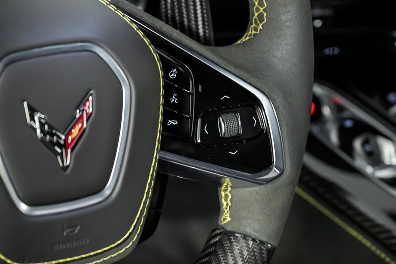 Used 2024 Chevrolet Corvette Z06 w/ Z07 Performance Package RWD image 25