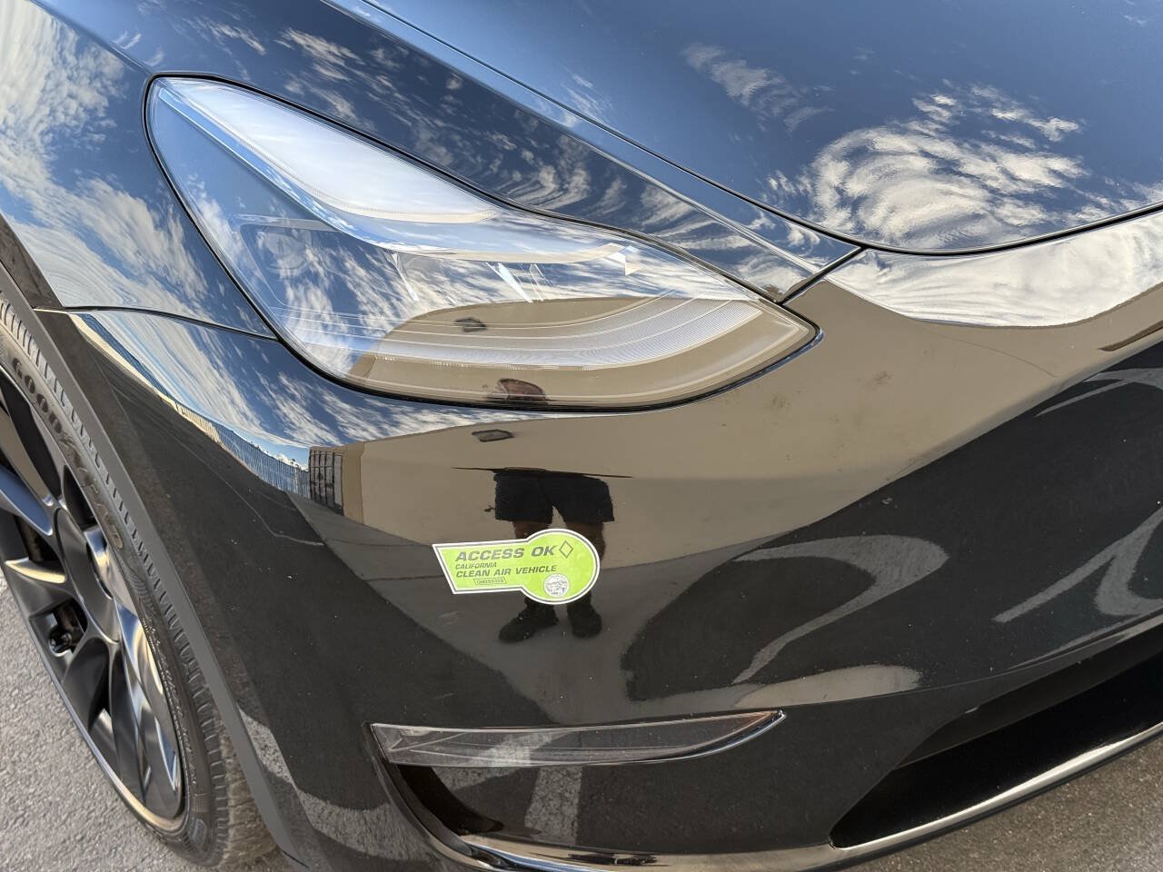 Used 2023 Tesla Model Y Long Range AWD/4WD image 37