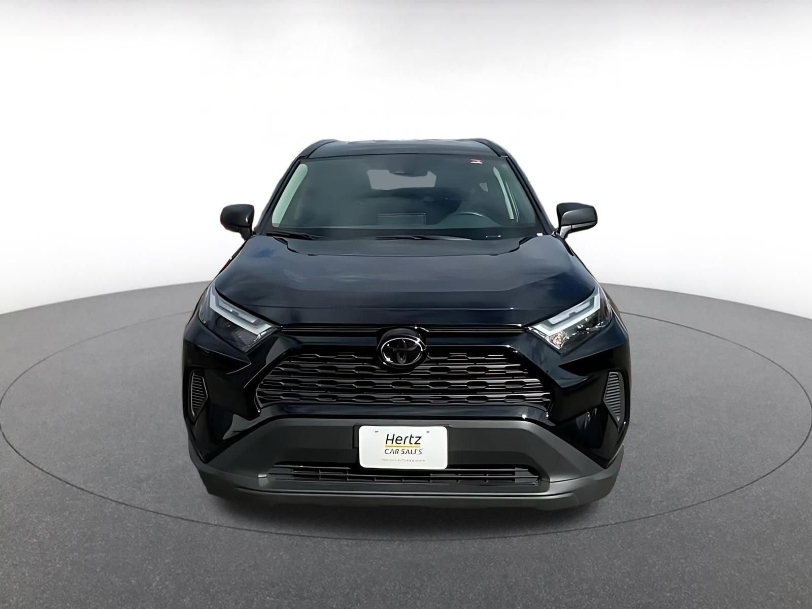 Used 2025 Toyota RAV4 LE image 3