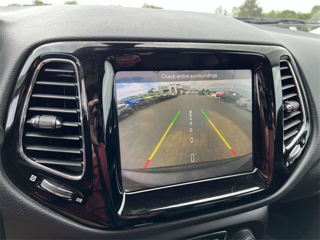 Certified 2020 Jeep Compass Limited w/ Rear Convenience Group image 2