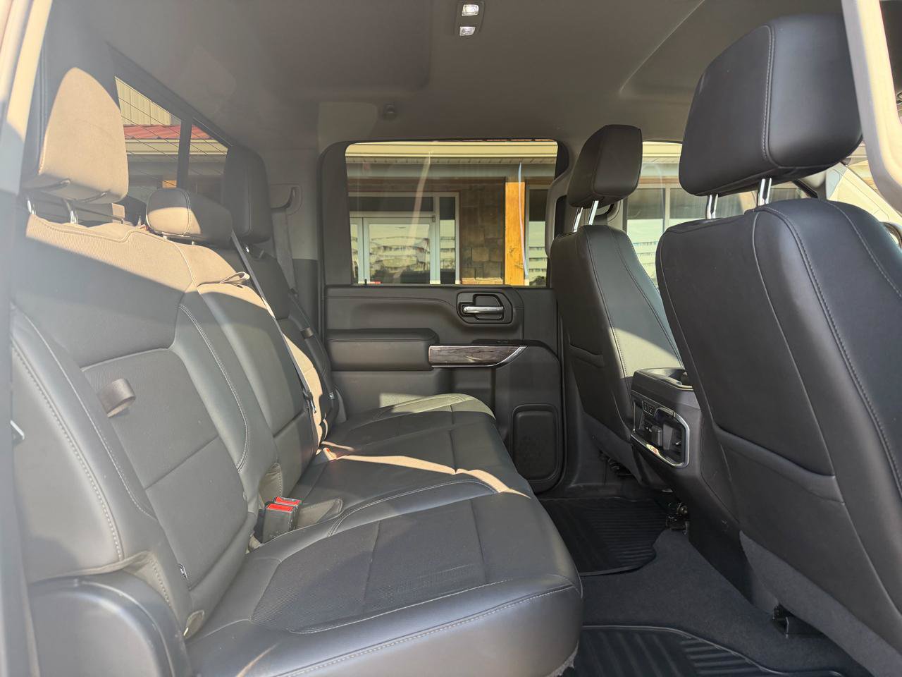 Used 2020 Chevrolet Silverado 2500 LTZ w/ LTZ Texas Edition AWD/4WD image 21