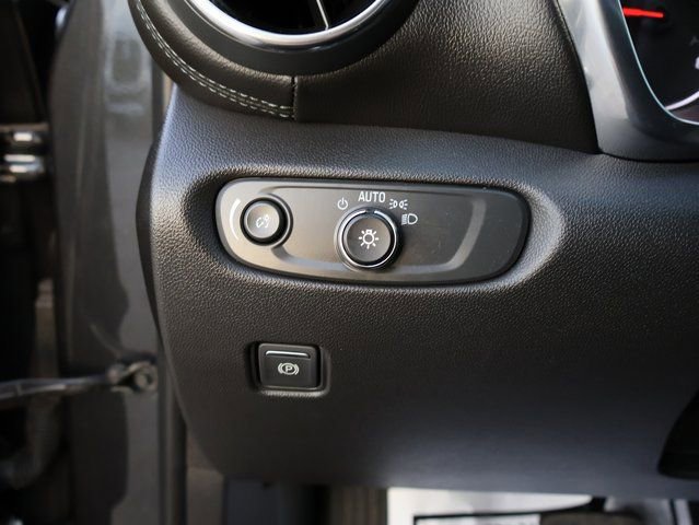 Certified 2022 Chevrolet Blazer LT FWD image 38