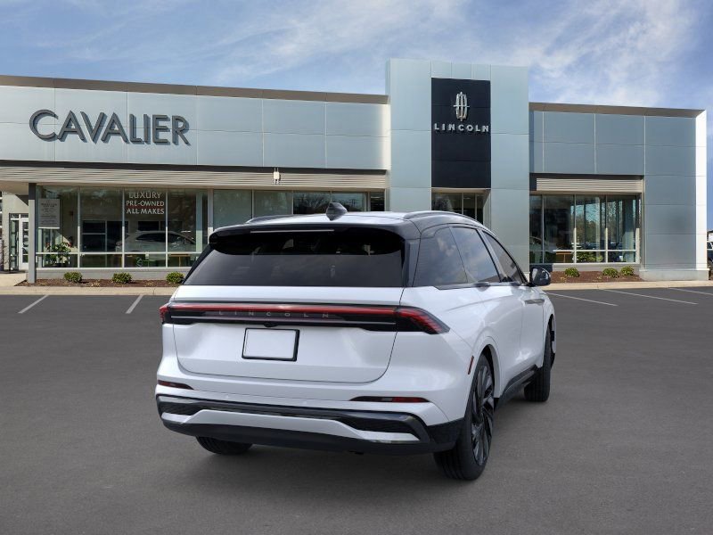 New 2026 Lincoln Nautilus Reserve w/ Jet Appearance Package image 8