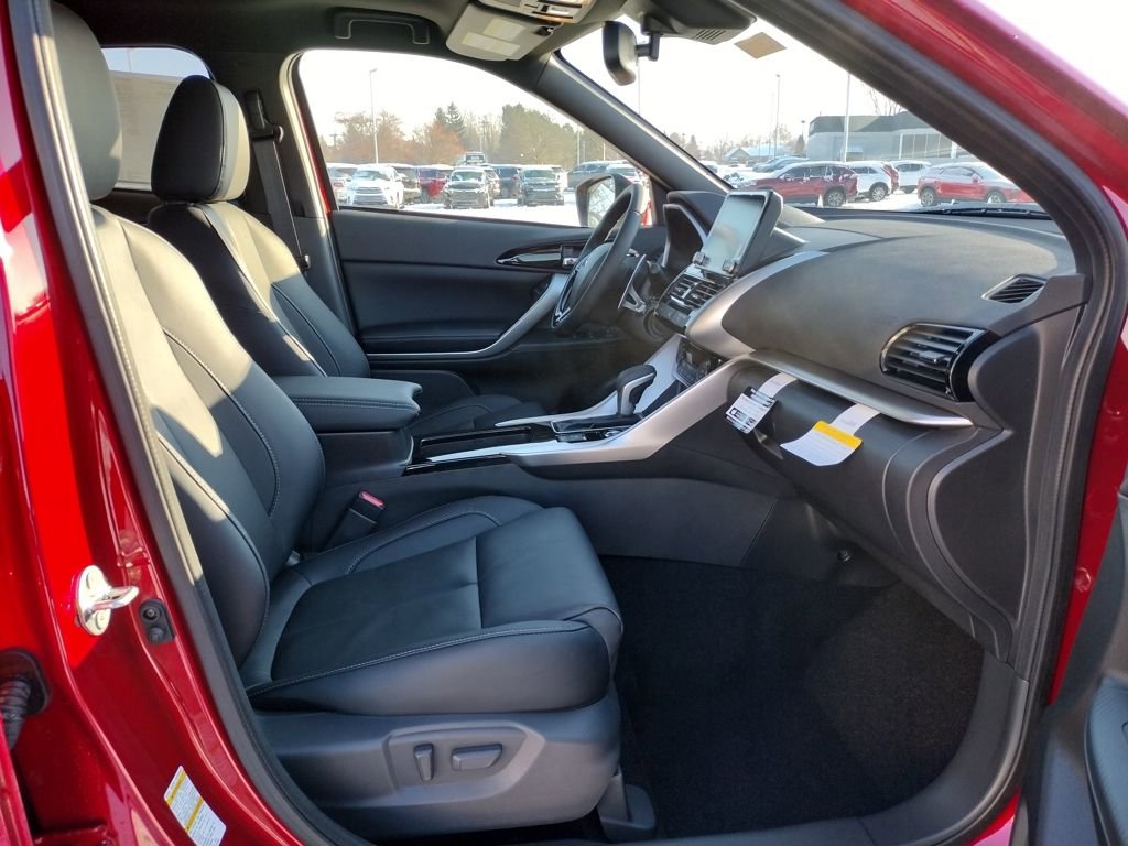 New 2026 Mitsubishi Eclipse Cross SEL image 9