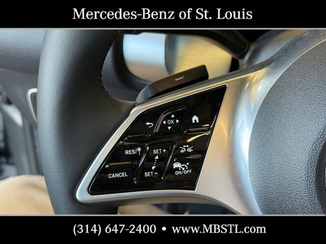 New 2026 Mercedes-Benz GLB 250 4MATIC image 17