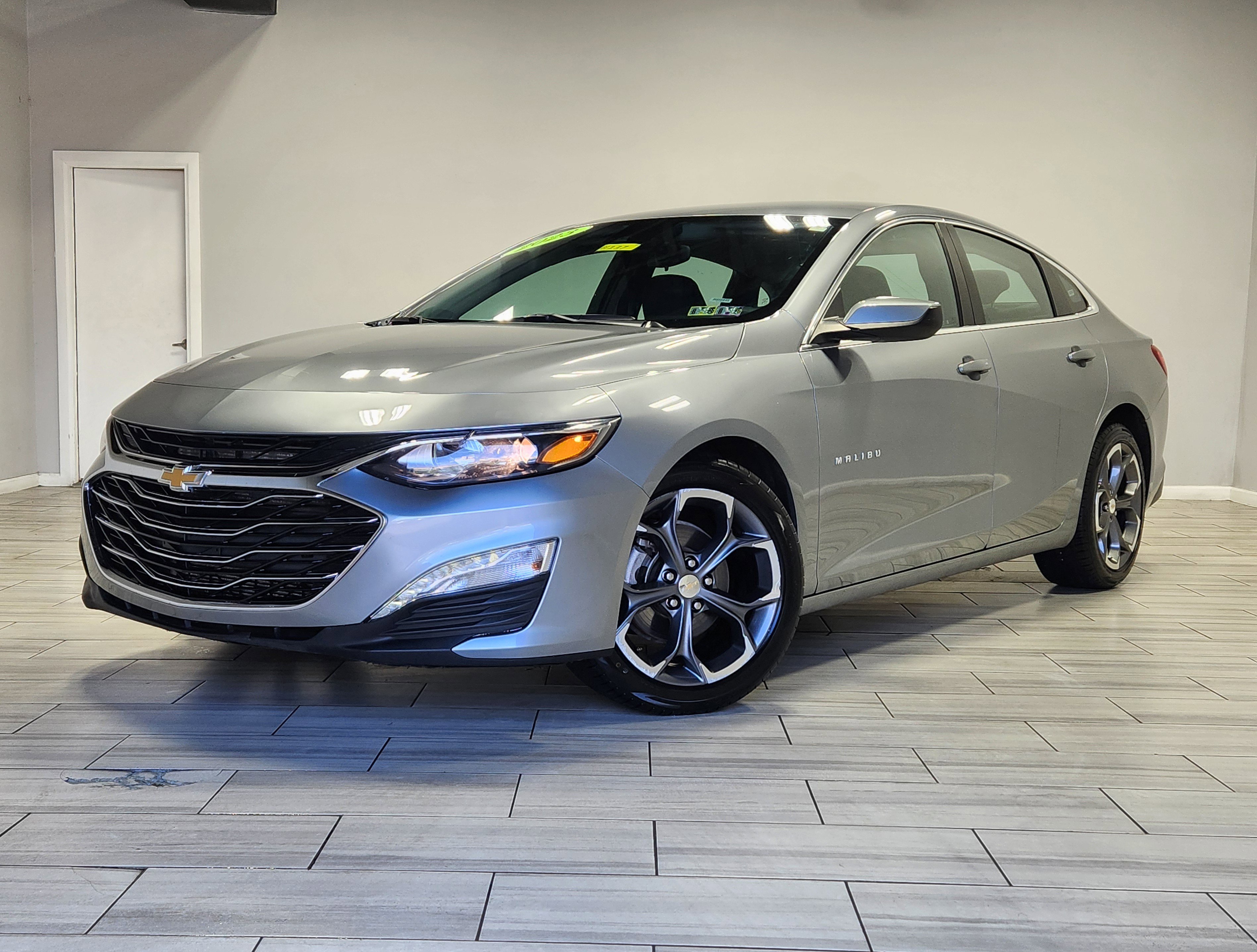 Used 2023 Chevrolet Malibu LT