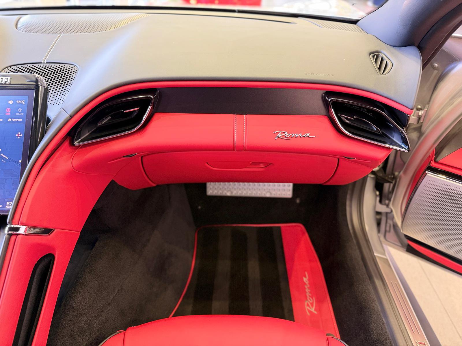 Used 2022 Ferrari Roma RWD image 45