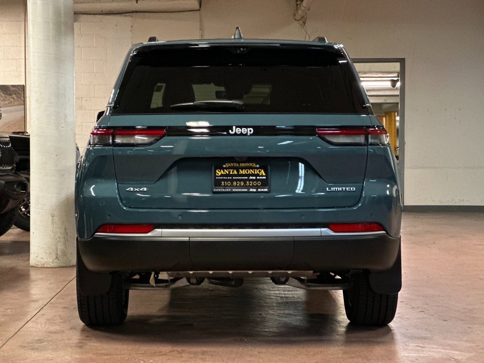 New 2026 Jeep Grand Cherokee Limited AWD/4WD image 4