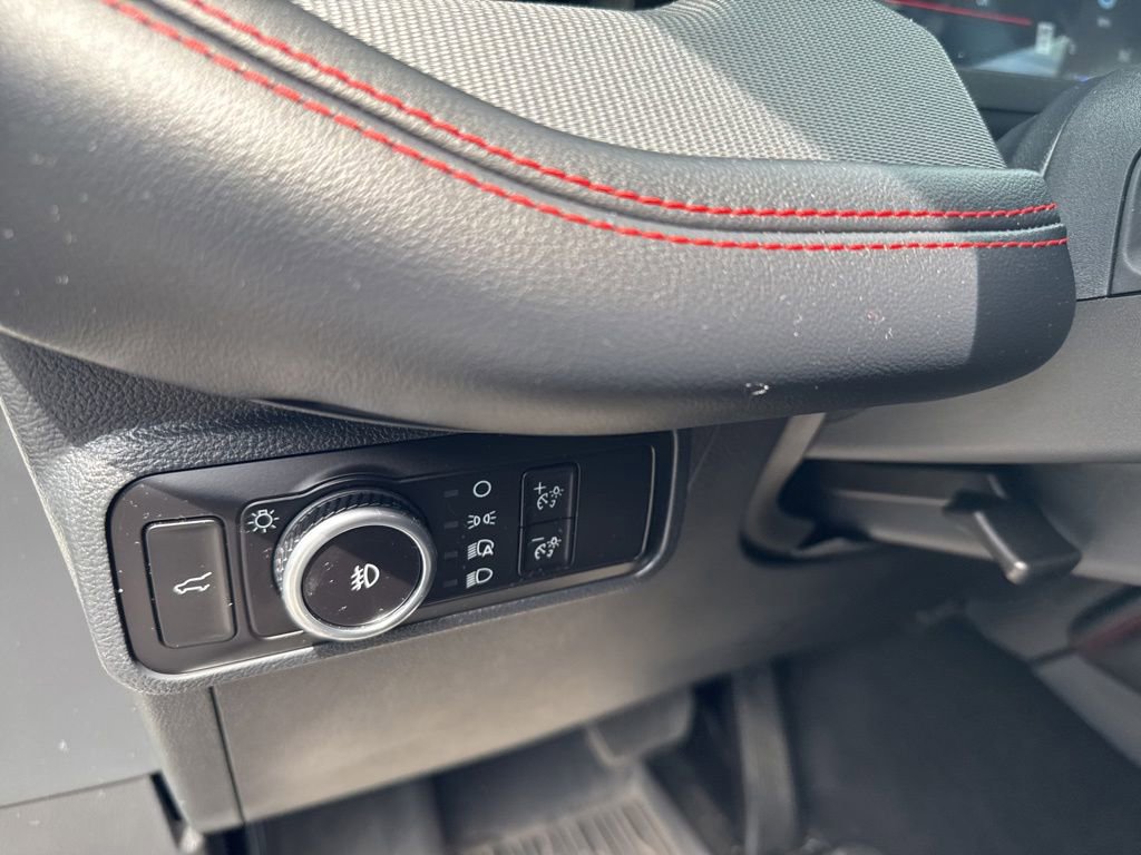 Used 2025 Ford Explorer ST AWD/4WD image 12