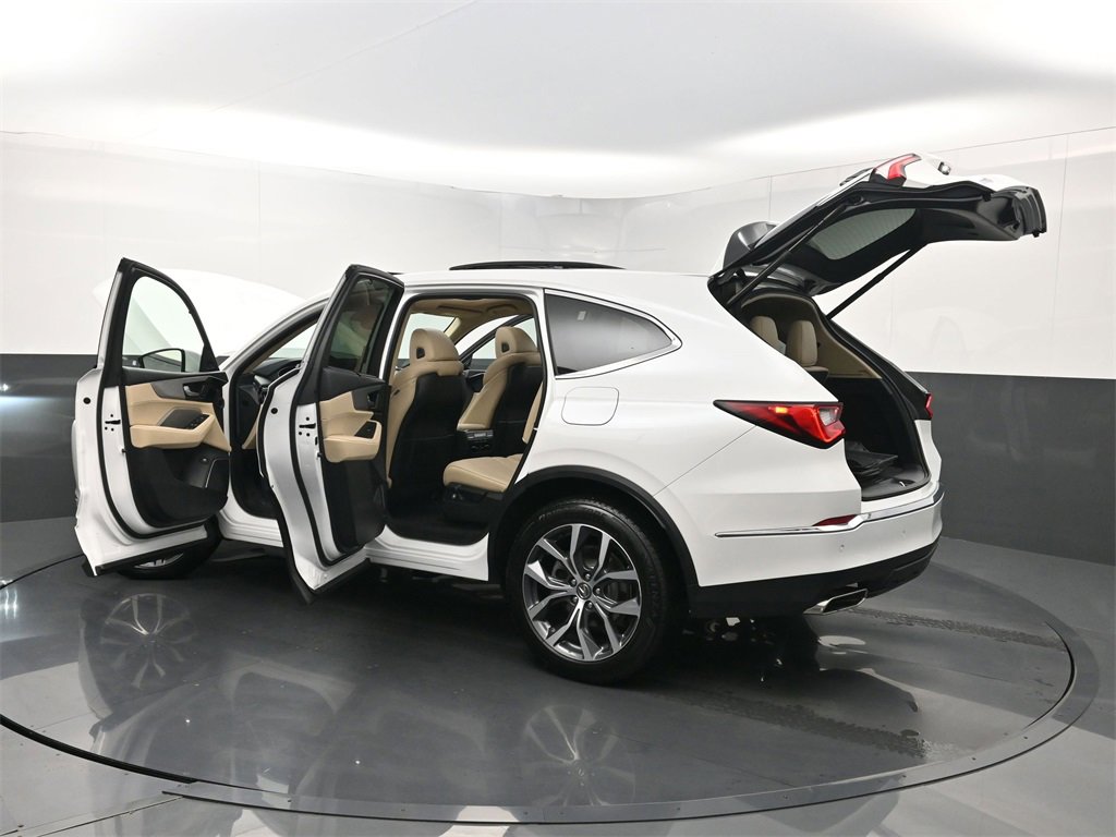 Used 2024 Acura MDX SH-AWD w/ Technology Package image 45